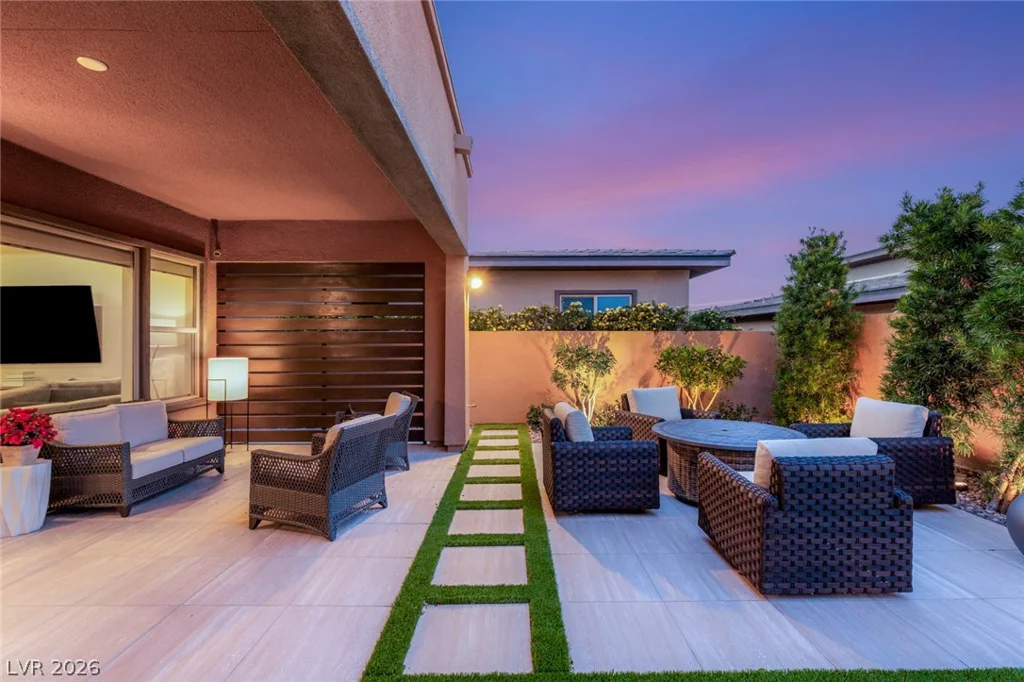6652 Titanium Crest, Las Vegas, NV 89148