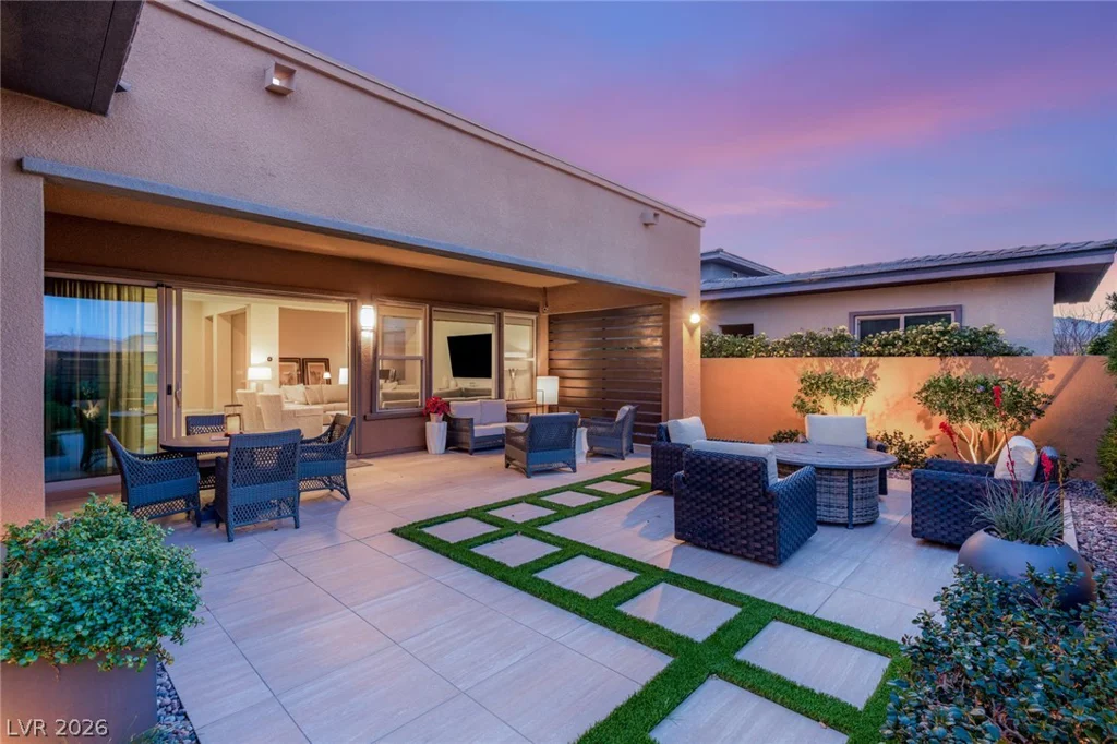 6652 Titanium Crest, Las Vegas, NV 89148