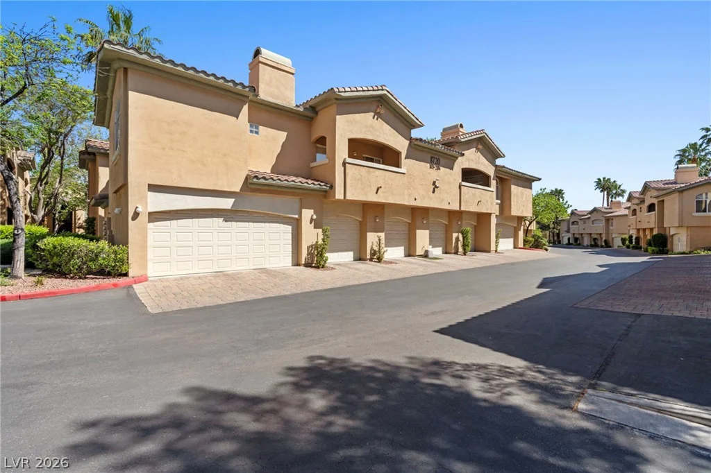 8720 Red Brook, Las Vegas, NV 89128