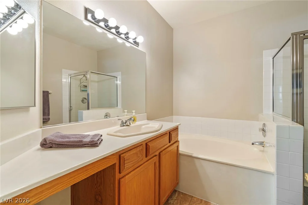 8720 Red Brook, Las Vegas, NV 89128
