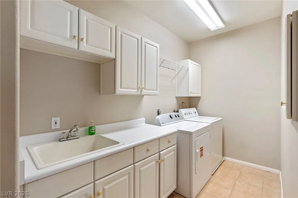 8720 Red Brook, Las Vegas, NV 89128