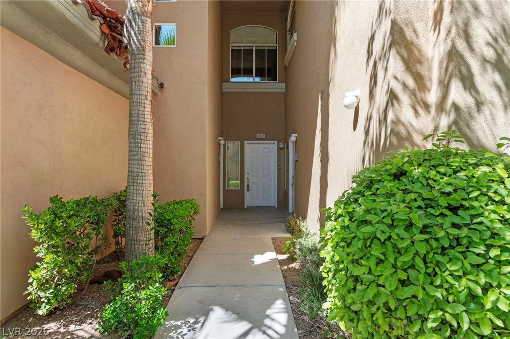 8720 Red Brook, Las Vegas, NV 89128