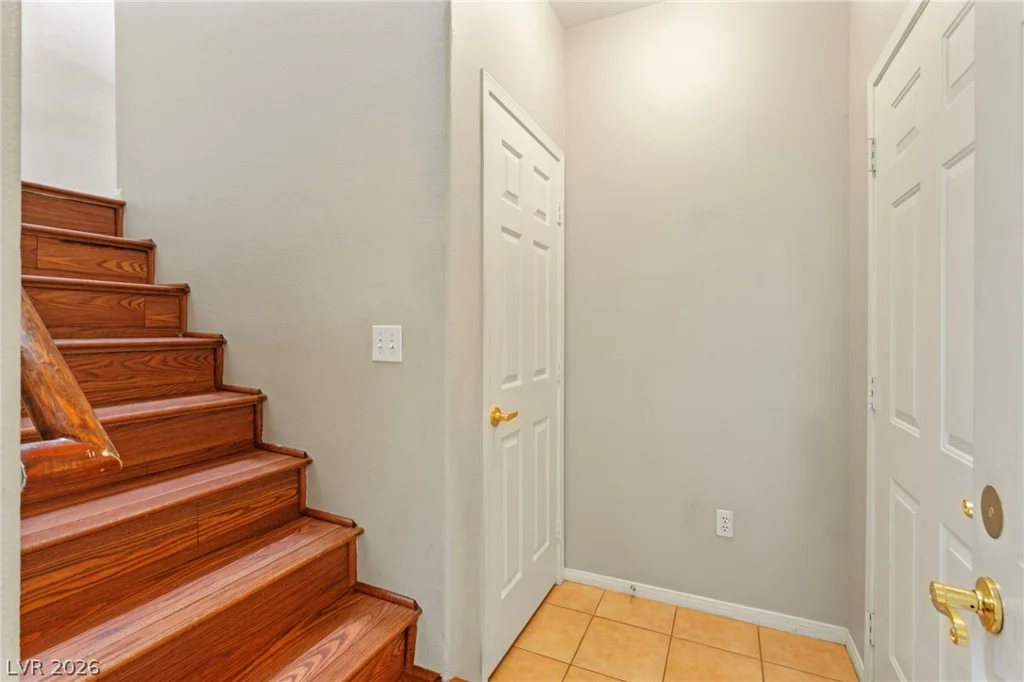 8720 Red Brook, Las Vegas, NV 89128