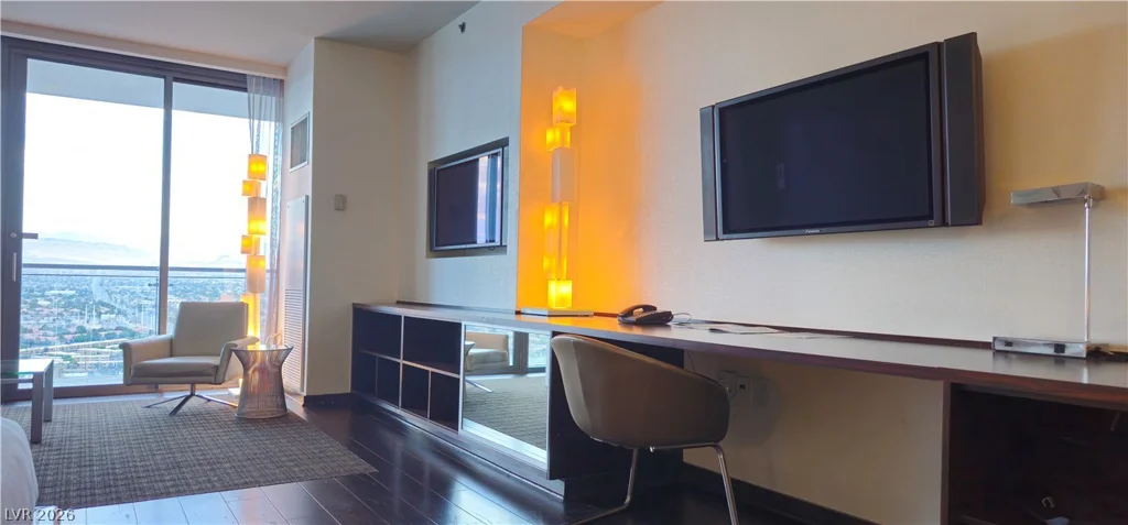 4381 Flamingo, Las Vegas, NV 89103