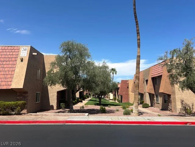 4980 Indian River, Las Vegas, NV 89103