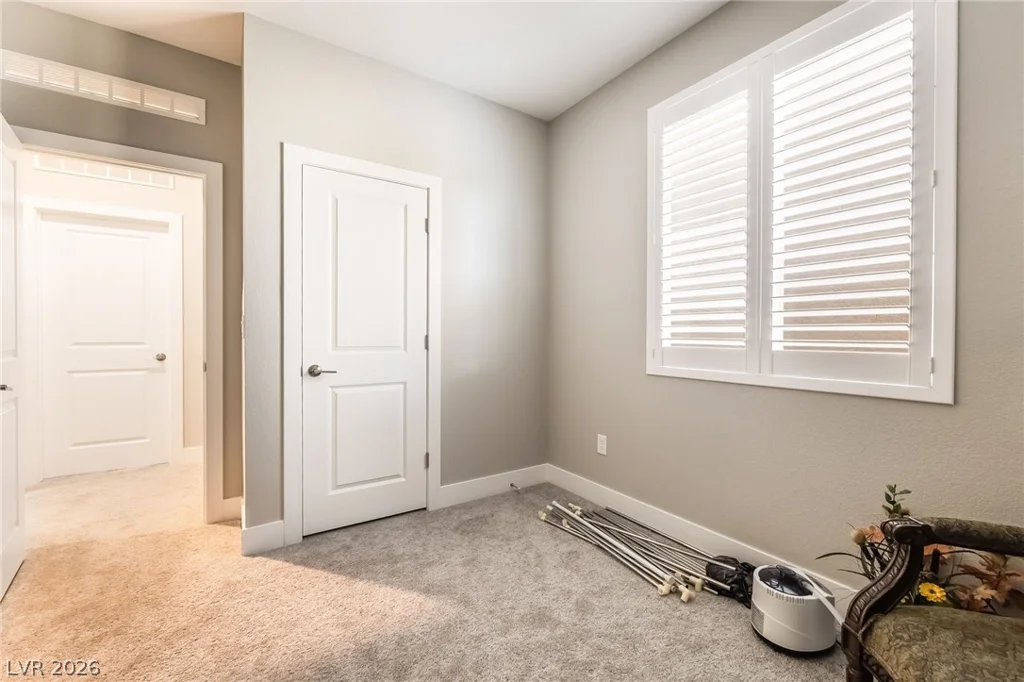10189 Magnolia Creek, Las Vegas, NV 89141