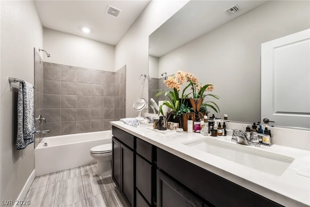 10189 Magnolia Creek, Las Vegas, NV 89141