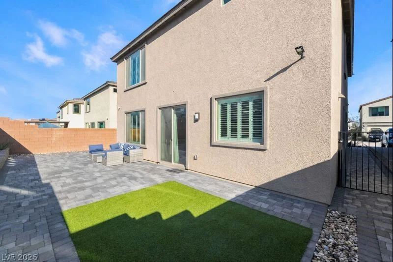 10189 Magnolia Creek, Las Vegas, NV 89141