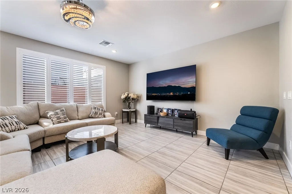 10189 Magnolia Creek, Las Vegas, NV 89141