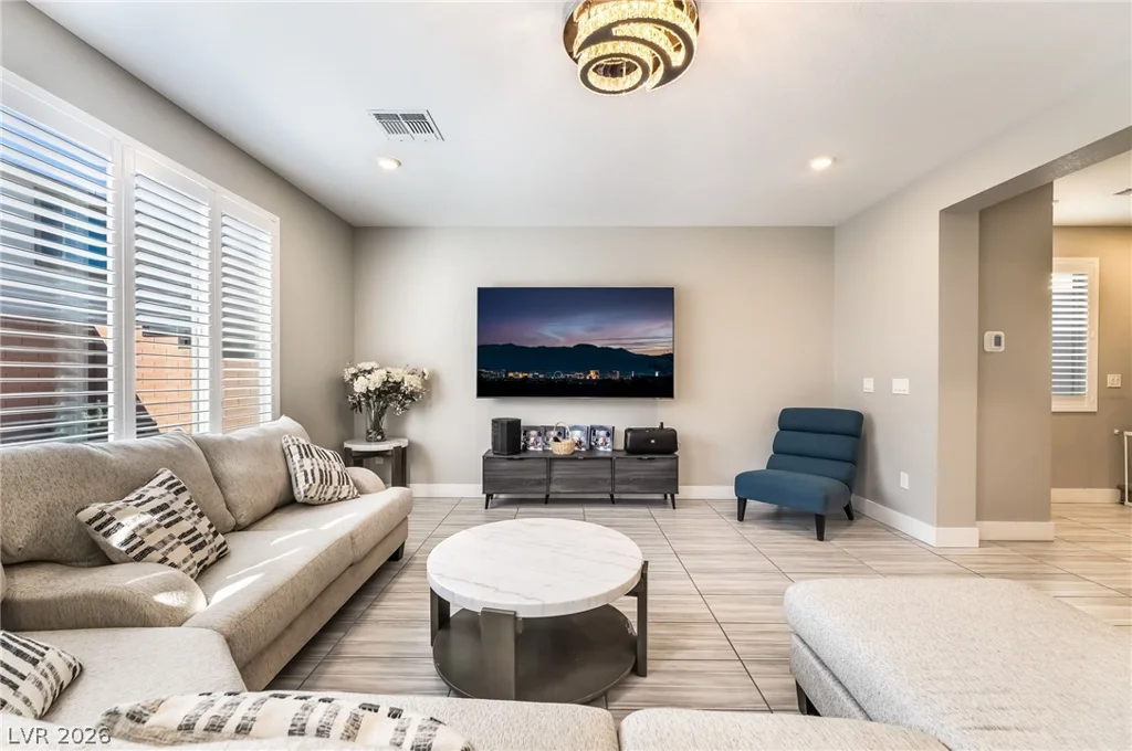 10189 Magnolia Creek, Las Vegas, NV 89141