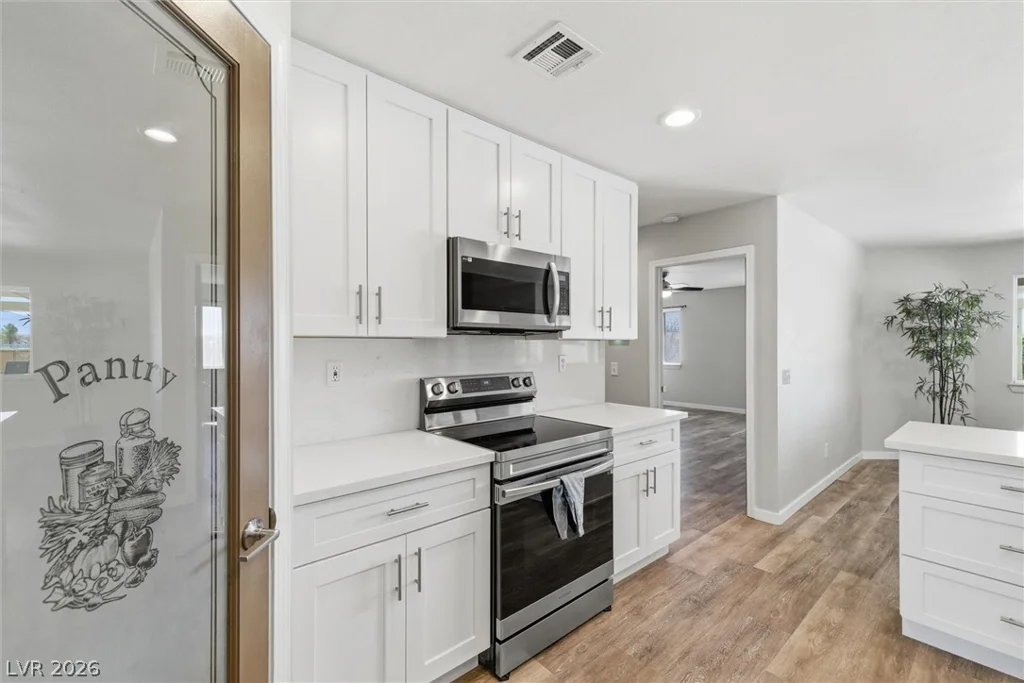 1131 China, Pahrump, NV 89048