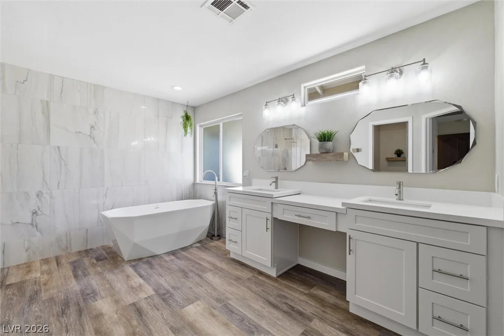 1131 China, Pahrump, NV 89048