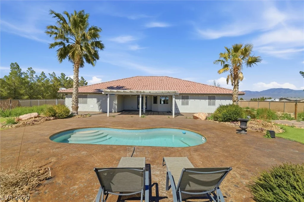 1131 China, Pahrump, NV 89048