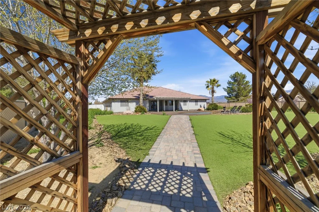 1131 China, Pahrump, NV 89048
