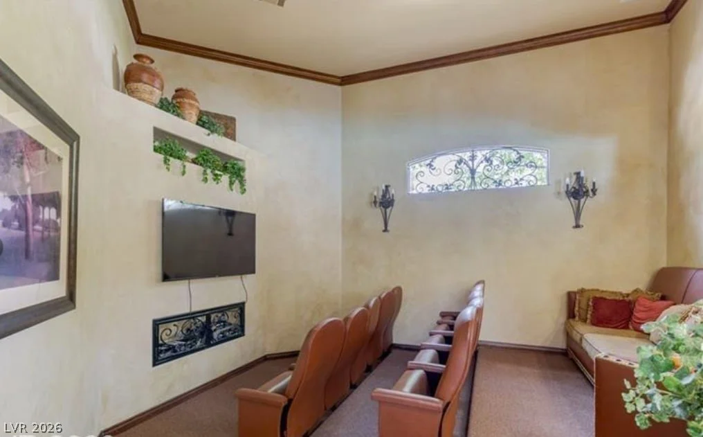 4400 Jones, Las Vegas, NV 89103