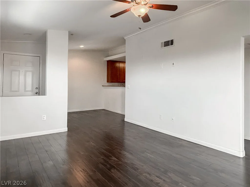 4400 Jones, Las Vegas, NV 89103