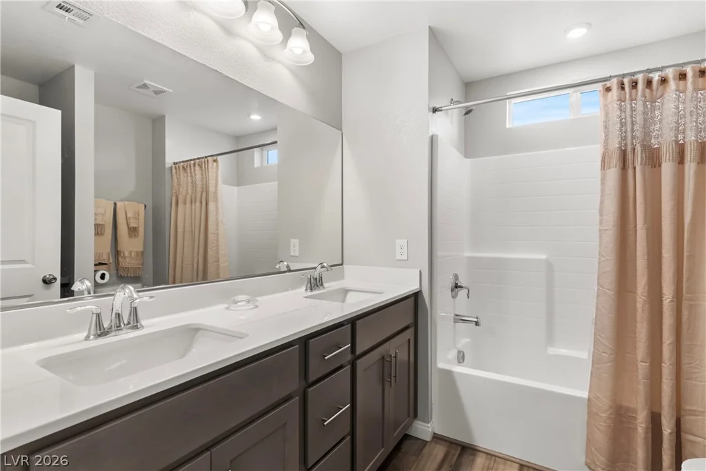 10626 Dryades, Las Vegas, NV 89166