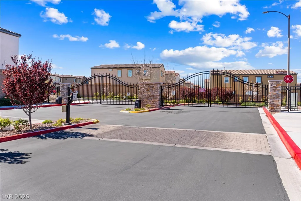 10626 Dryades, Las Vegas, NV 89166
