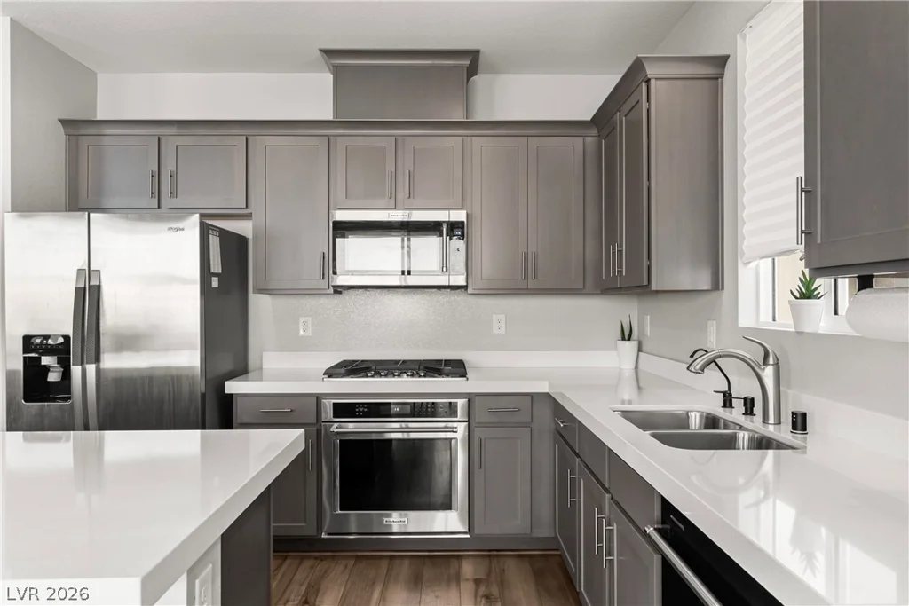 10626 Dryades, Las Vegas, NV 89166