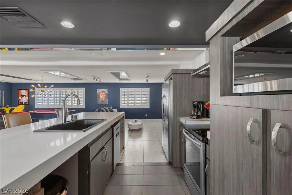 2880 Quail, Las Vegas, NV 89120