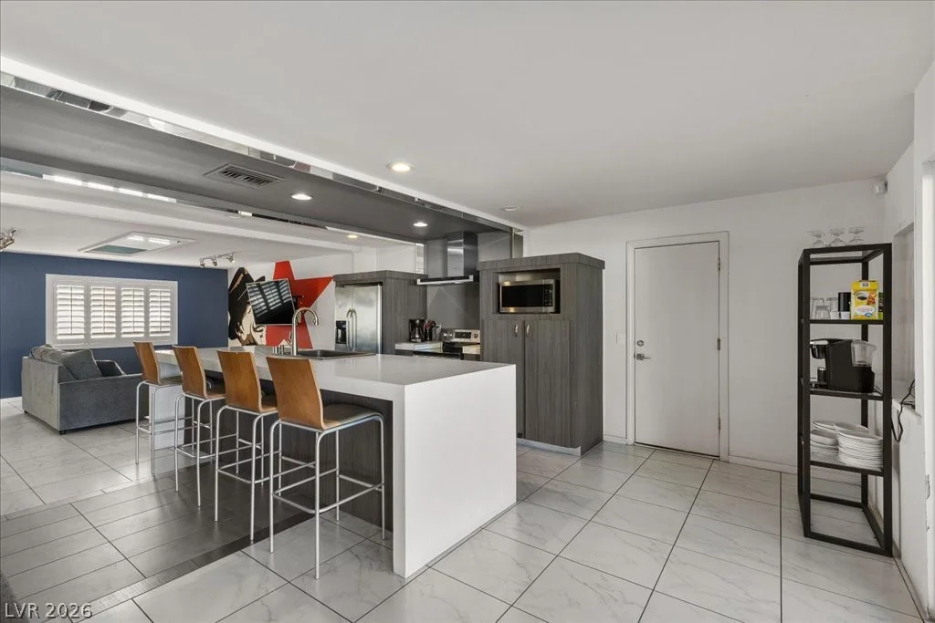 2880 Quail, Las Vegas, NV 89120