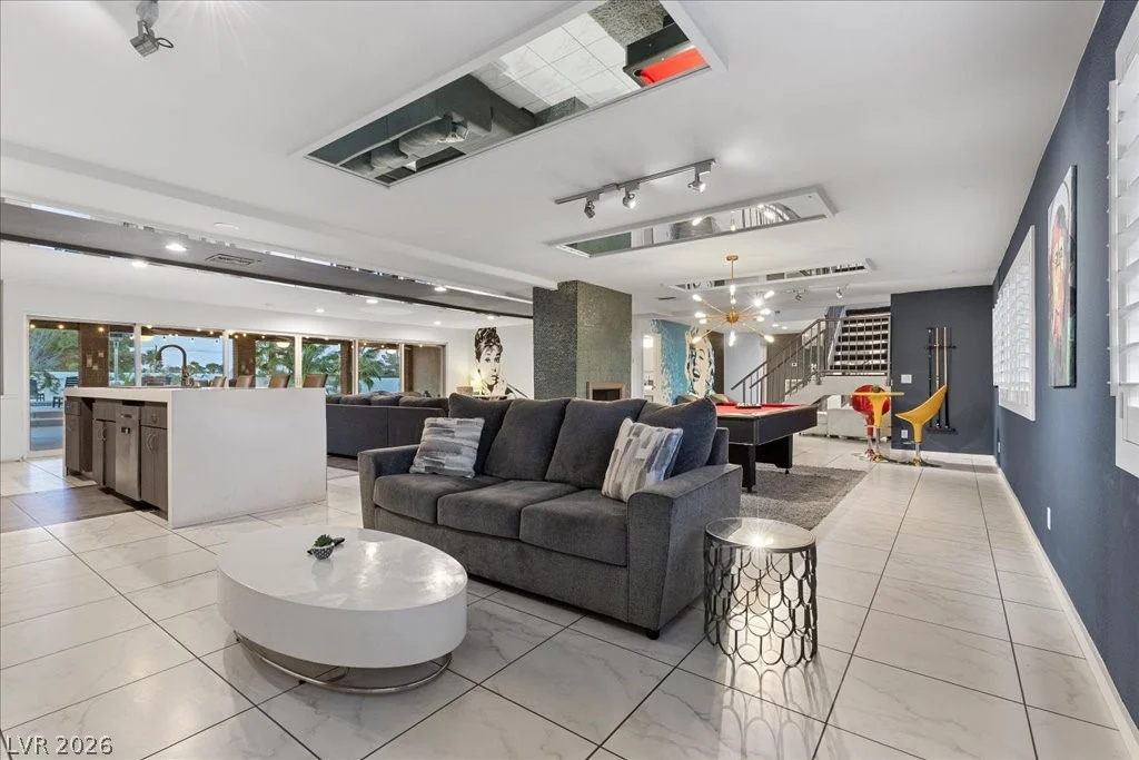 2880 Quail, Las Vegas, NV 89120