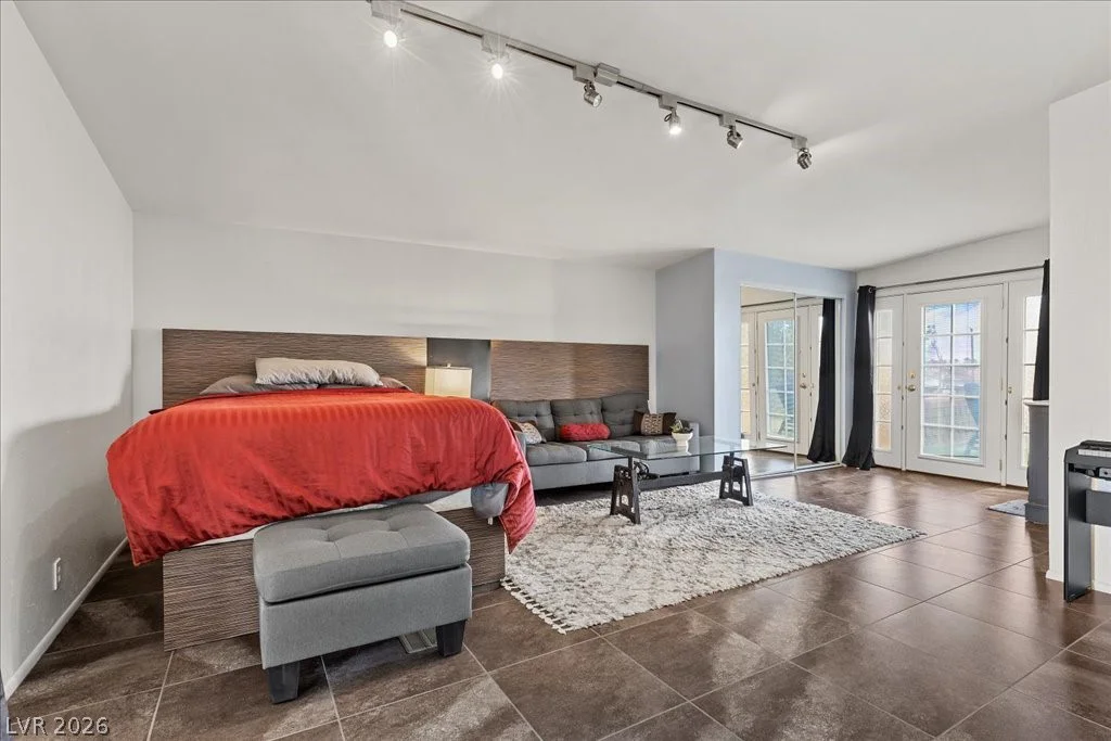 2880 Quail, Las Vegas, NV 89120