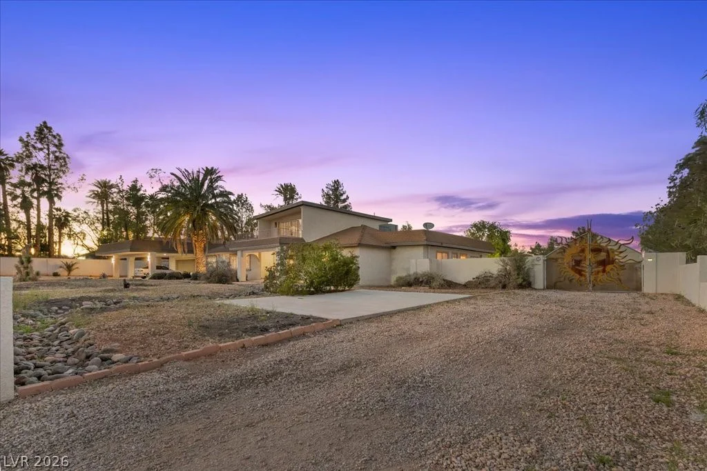 2880 Quail, Las Vegas, NV 89120