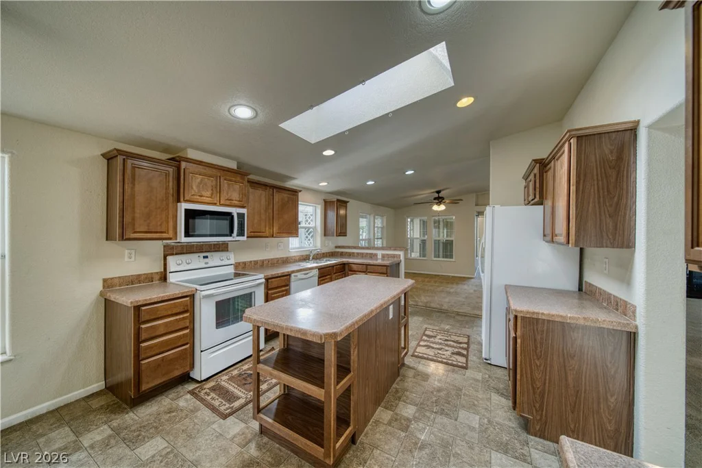 3411 Adobe, Pahrump, NV 89048