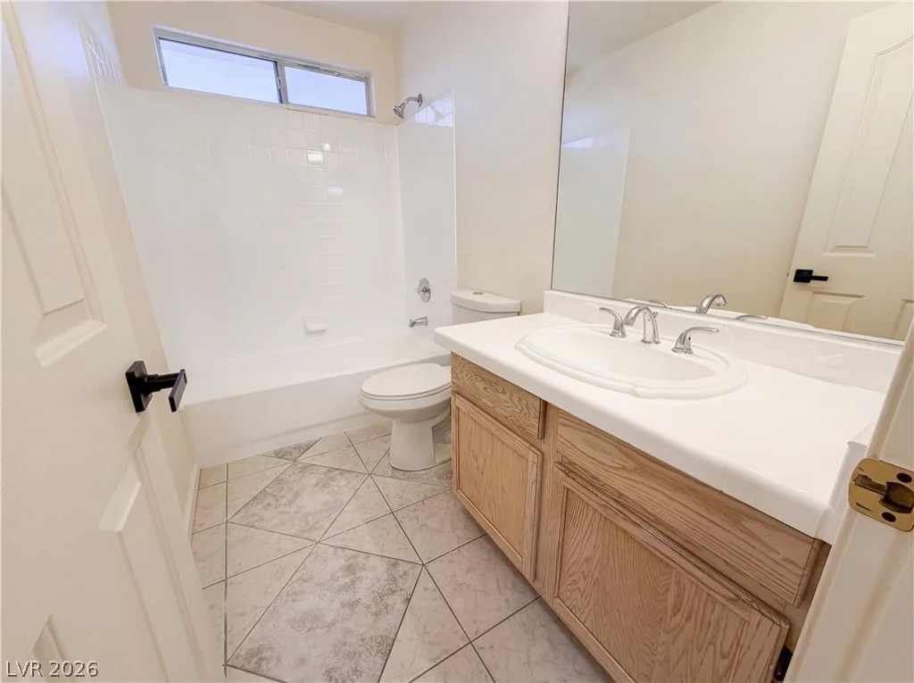 3740 Konica, Las Vegas, NV 89129