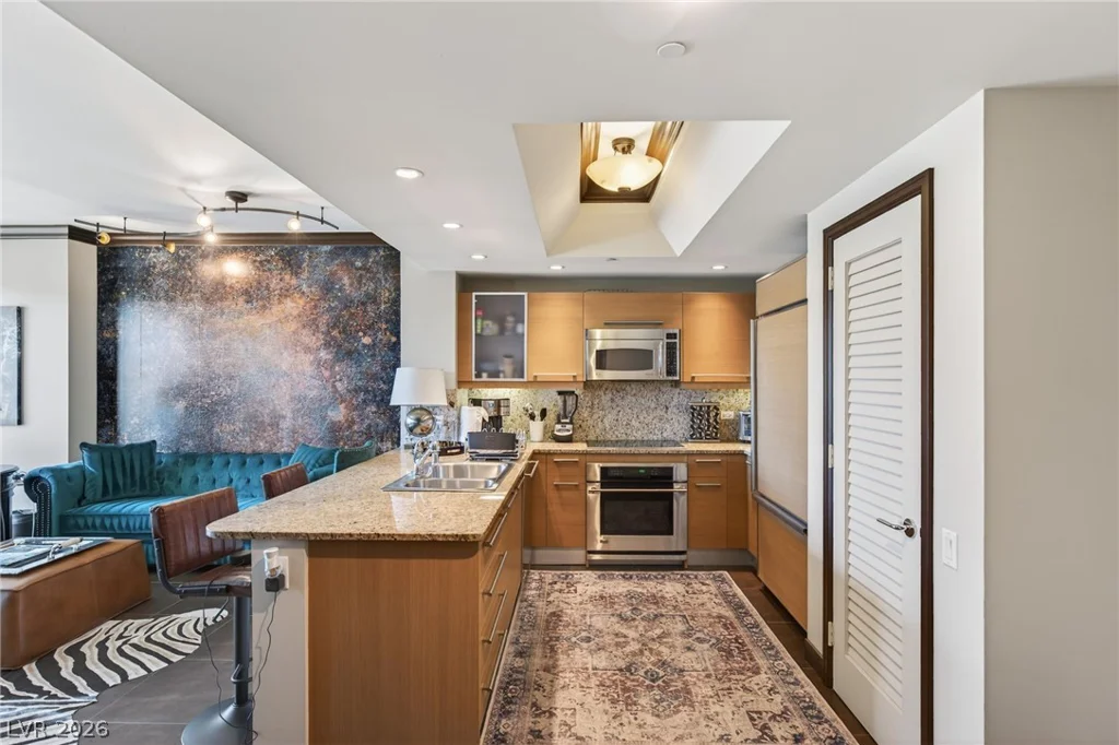 322 Karen, Las Vegas, NV 89109