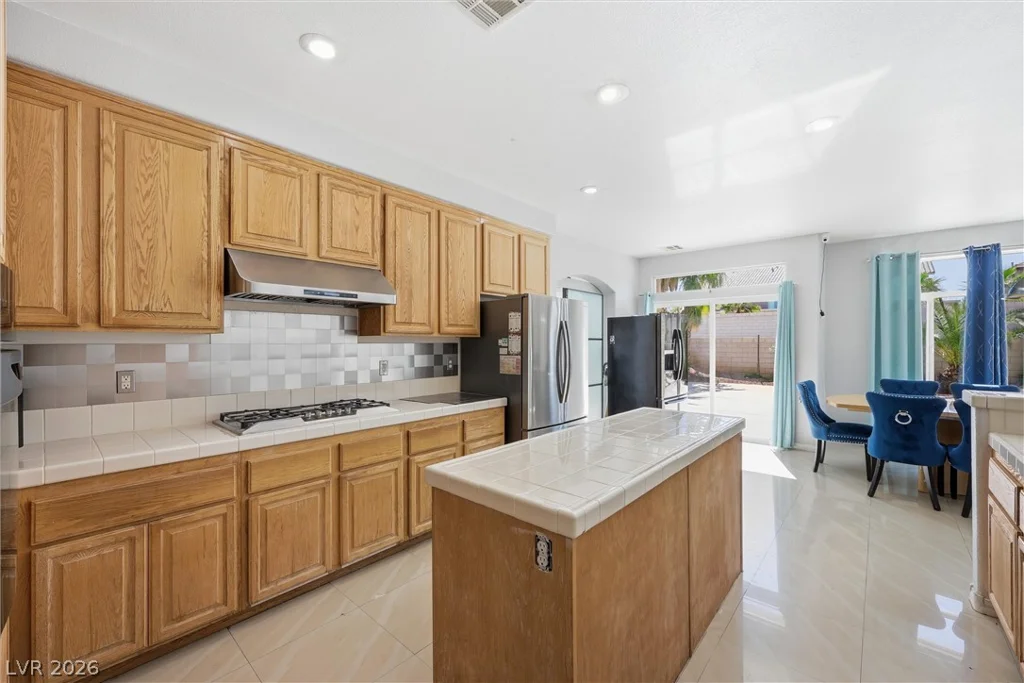 9021 Rockville, Las Vegas, NV 89143