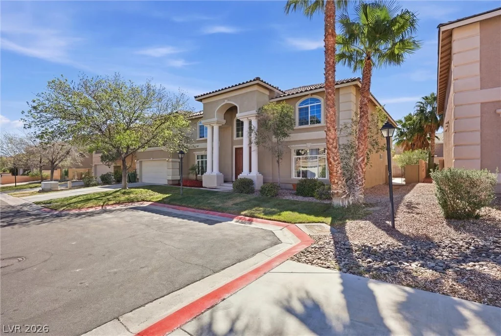 9021 Rockville, Las Vegas, NV 89143