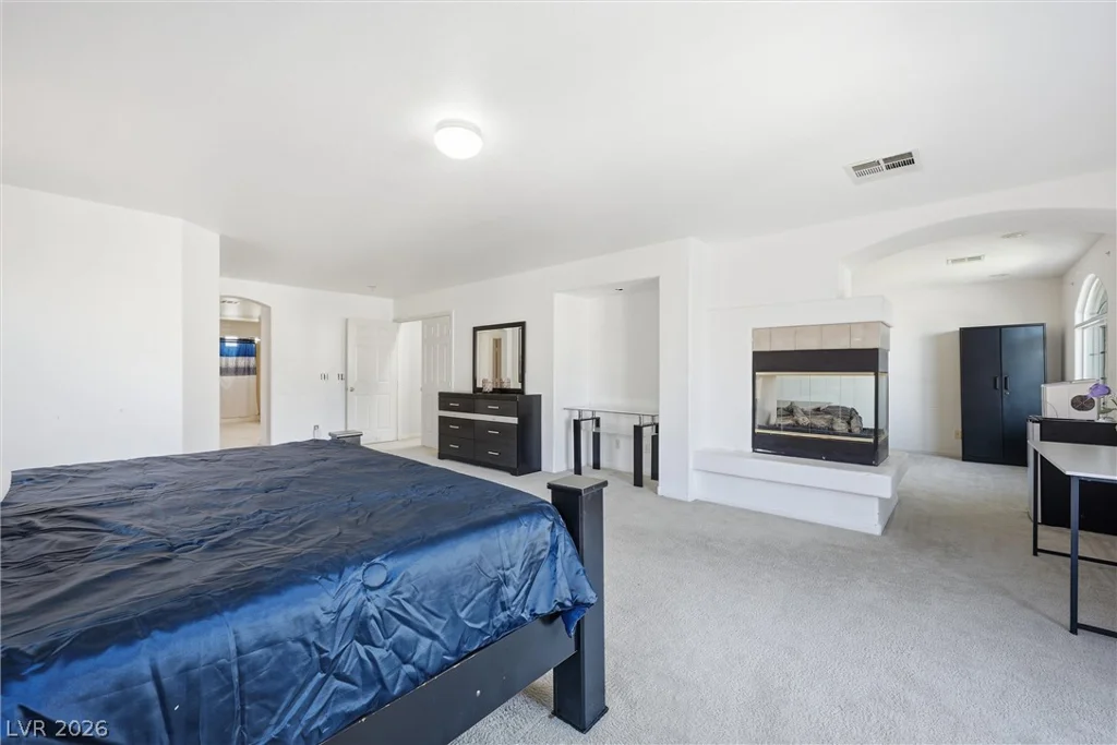 9021 Rockville, Las Vegas, NV 89143