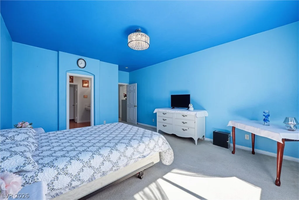 9021 Rockville, Las Vegas, NV 89143