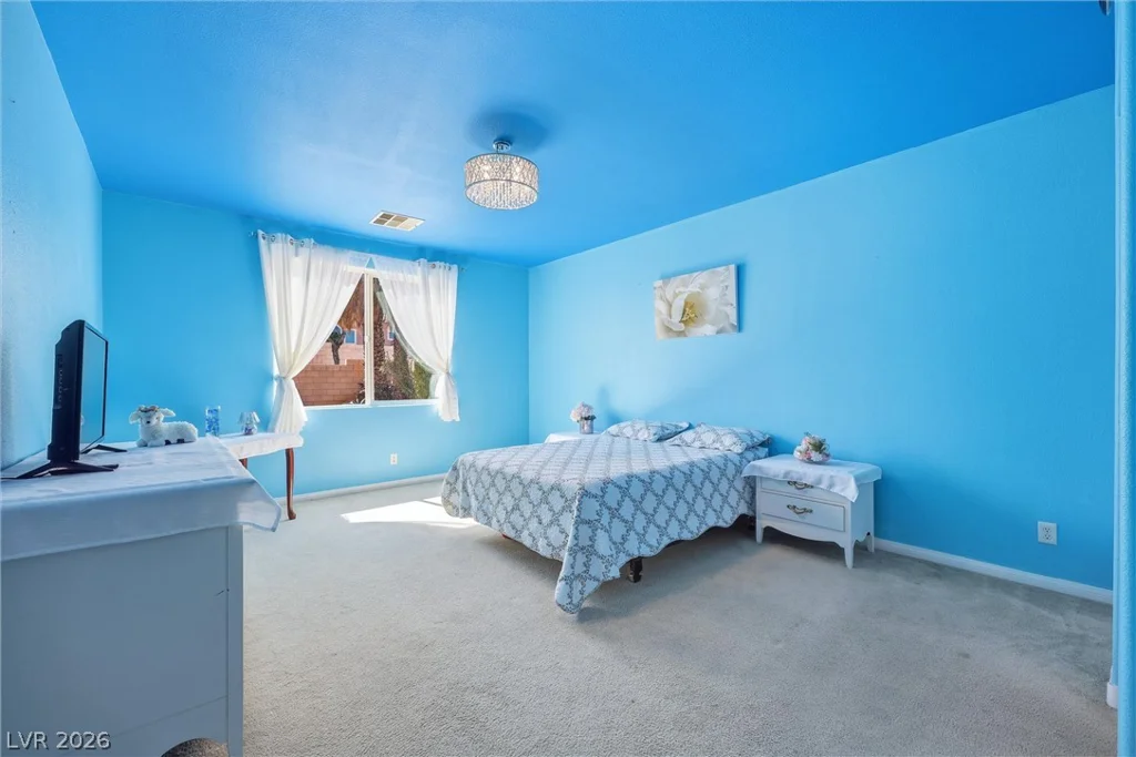 9021 Rockville, Las Vegas, NV 89143