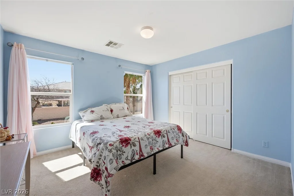 9021 Rockville, Las Vegas, NV 89143