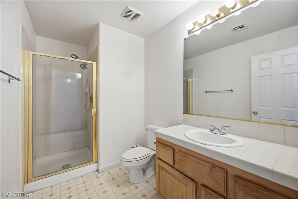 9021 Rockville, Las Vegas, NV 89143