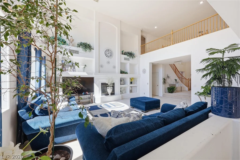 9021 Rockville, Las Vegas, NV 89143