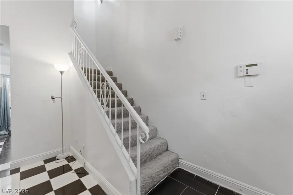 5156 Gray, Las Vegas, NV 89119