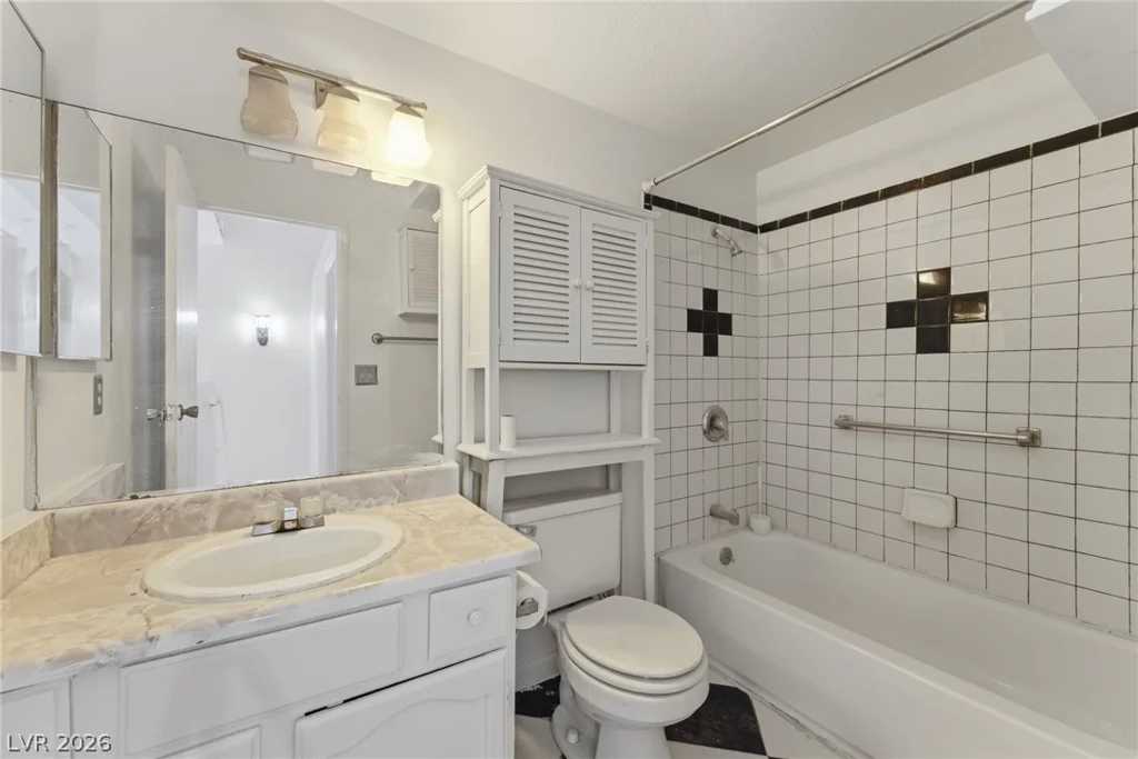 5156 Gray, Las Vegas, NV 89119