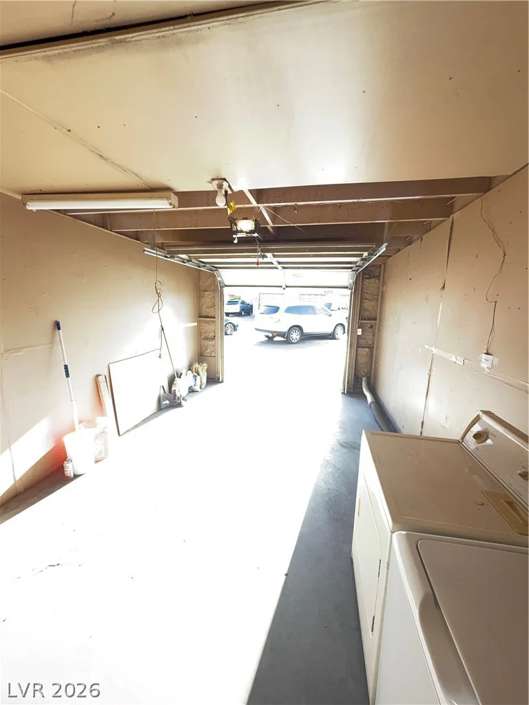 5156 Gray, Las Vegas, NV 89119