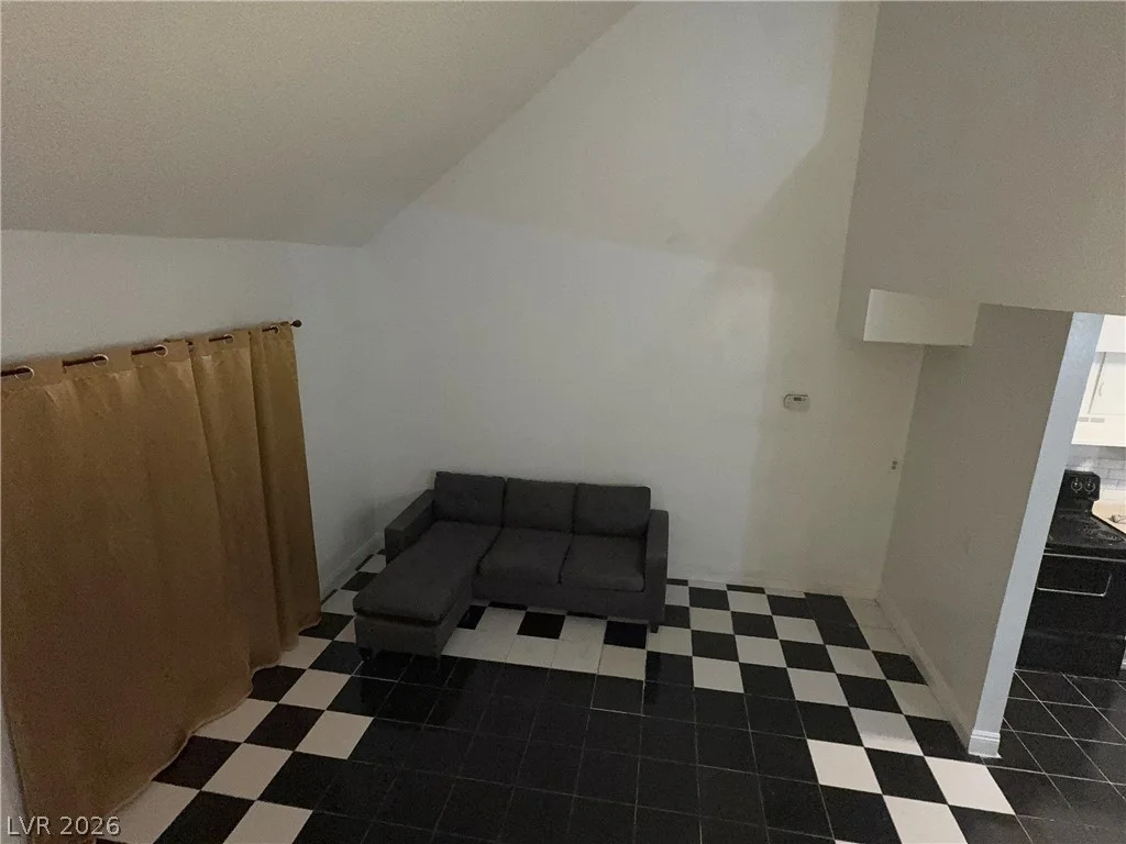 5156 Gray, Las Vegas, NV 89119