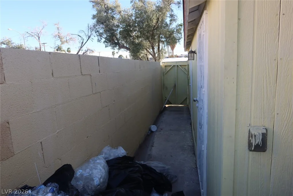 1114 Westminster, Las Vegas, NV 89119