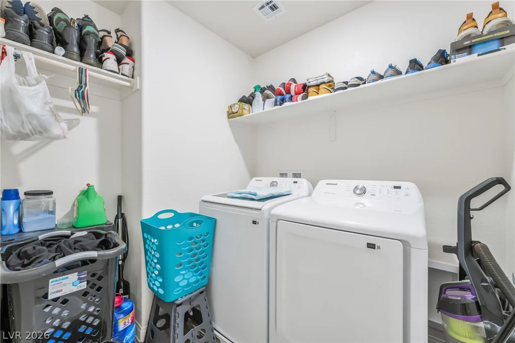 2961 Starwhite, Las Vegas, NV 89122