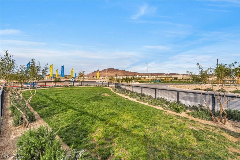 2961 Starwhite, Las Vegas, NV 89122
