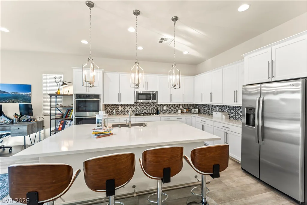 6033 Bugsy, North Las Vegas, NV 89081