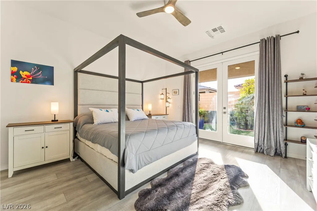 6033 Bugsy, North Las Vegas, NV 89081