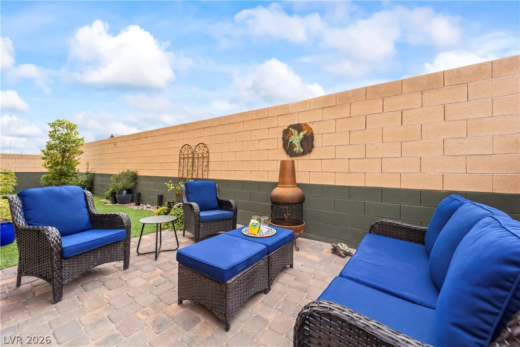6033 Bugsy, North Las Vegas, NV 89081