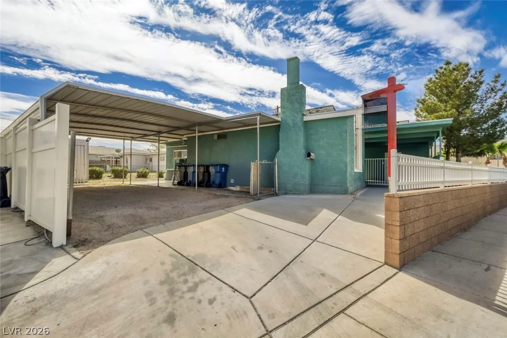 303 Tin, Henderson, NV 89015